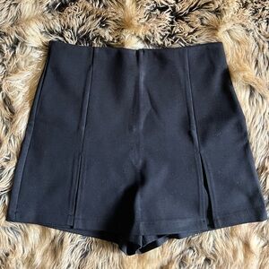 AKIRA Sleek Black Women's Skorts